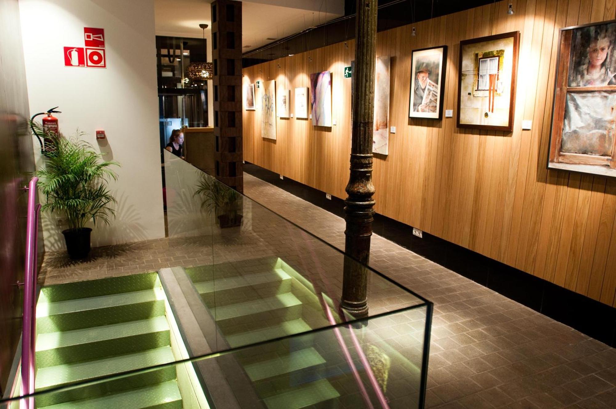 Artrip Hotel Мадрид Интерьер фото